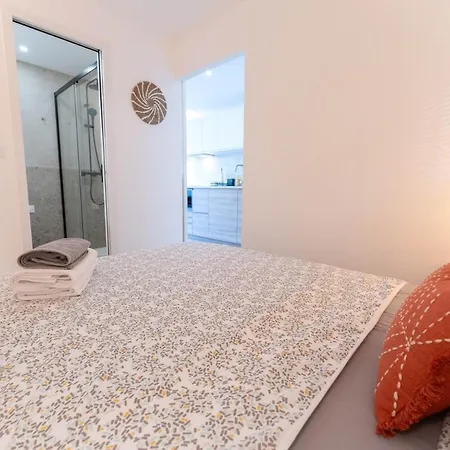 Appart' Au Calme Avec Piscine Et Terrasse Apartment Villeneuve-Loubet