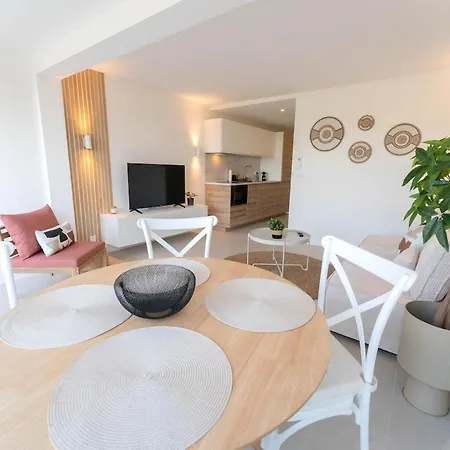 Appart' Au Calme Avec Piscine Et Terrasse Villeneuve-Loubet